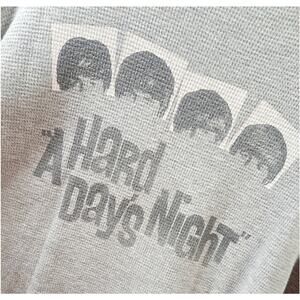 Vintage Y2K The Beatles A Hard Day's Night Gray Medium Long-Sleeve Thermal Shirt
